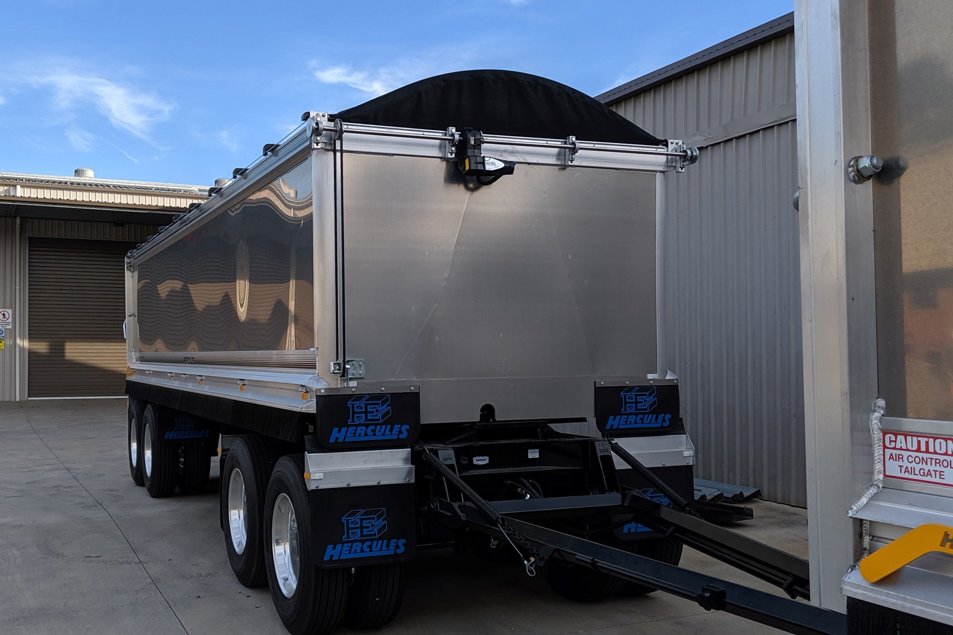 Powered by Roll·Rite® Hollow Shaft Motor